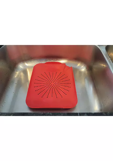 Handy Housewares 13" x 10" Flat Sink Colander Food Strainer - Peel Wash and Prepare With Ease - Red 6 Handy Housewares 13" x 10" Flat Sink Colander Food Strainer - Peel Wash and Prepare With Ease - Red - Image 4